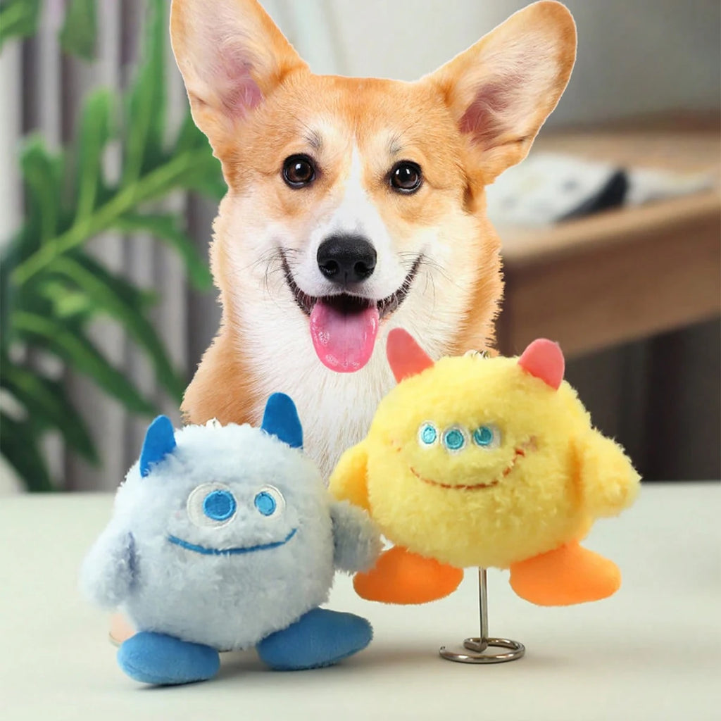 Cute Big-Eyed Monster Pet Plush Toy in Random Colors, a Fun Plush Toy for Cats and Dogs for Daily Interaction and Entertainment, Suitable for Dogs
