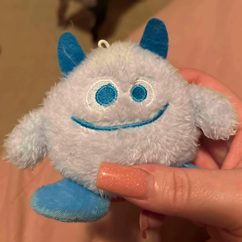 Cute Big-Eyed Monster Pet Plush Toy in Random Colors, a Fun Plush Toy for Cats and Dogs for Daily Interaction and Entertainment, Suitable for Dogs